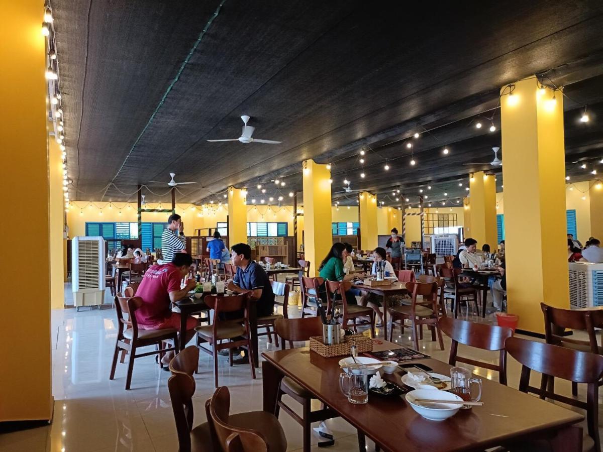 西宁 Khach San Vuon Cau & Khu Vui Choi Giai Tri Sala酒店 外观 照片
